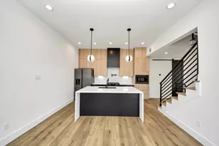 5030 Mallow St, Houston, TX 77033 - Photo 3