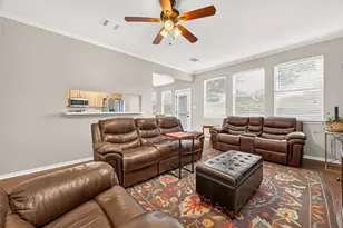 19402 Spruce Bough Ln, Humble, TX 77346 - Photo 11