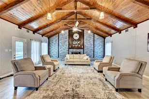 6 Oak Hollow Cir, Cypress, TX 77429 - Photo 9