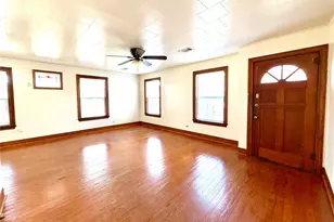 1104 Marie St, Brenham, TX 77833 - Photo 3