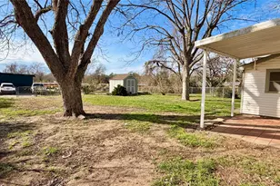 1104 Marie St, Brenham, TX 77833 - Photo 25