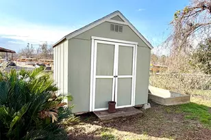 1104 Marie St, Brenham, TX 77833 - Photo 21