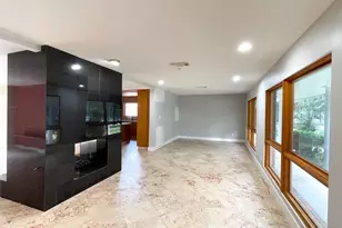 5011 Imogene St, Houston, TX 77096 - Photo 3