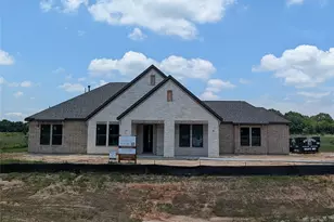 301 Seguin Dr, New Waverly, TX 77358 - Photo 1