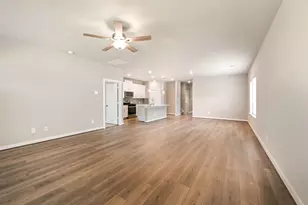 12011 Rushing Rdg Dr, Baytown, TX 77523 - Photo 7