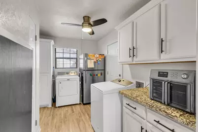 915 S 14th Street, Nederland, TX 77627 - Photo 23