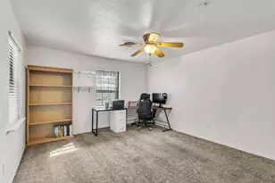 915 S 14th St, Nederland, TX 77627 - Photo 21
