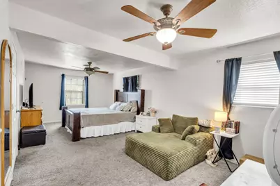 915 S 14th Street, Nederland, TX 77627 - Photo 11