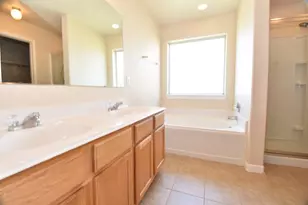 1126 Desert Oasis Ln, Rosenberg, TX 77471 - Photo 9