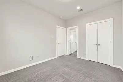 9431 Jutland Road, Houston, TX 77033 - Photo 25