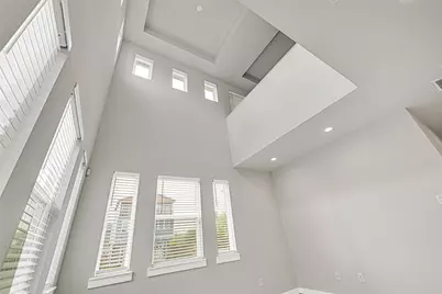 9431 Jutland Road, Houston, TX 77033 - Photo 11