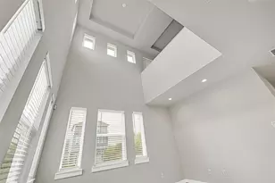 9431 Jutland Rd, Houston, TX 77033 - Photo 11
