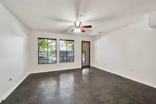 2216 Chenevert St, Houston, TX 77003 - Photo 9