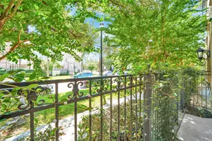 2216 Chenevert St, Houston, TX 77003 - Photo 23