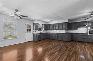 1809 Westway Ave, Garland, TX 75042 - Photo 9
