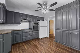 1809 Westway Ave, Garland, TX 75042 - Photo 3