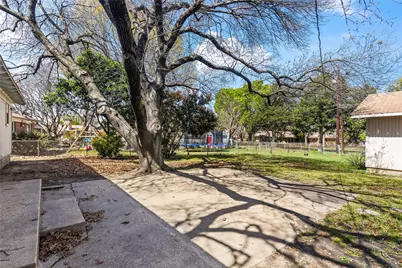 1809 Westway Avenue, Garland, TX 75042 - Photo 23