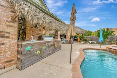 322 Marina Oaks Court, Kemah, TX 77565 - Photo 31