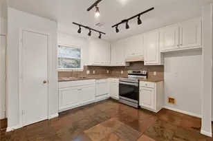 16371 Full Moon Ct, Conroe, TX 77302 - Photo 7