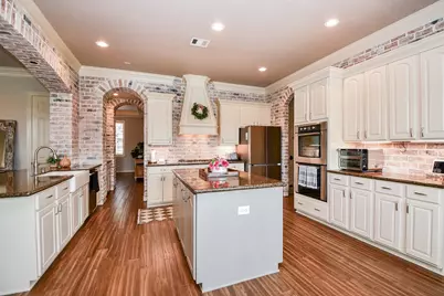 8906 Majesty Lane, Richmond, TX 77469 - Photo 19