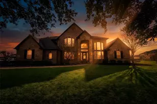 8906 Majesty Ln, Richmond, TX 77469 - Photo 3