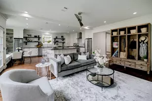 2027 Branard St, Houston, TX 77098 - Photo 13