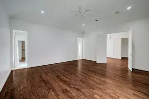 2027 Branard St, Houston, TX 77098 - Photo 29