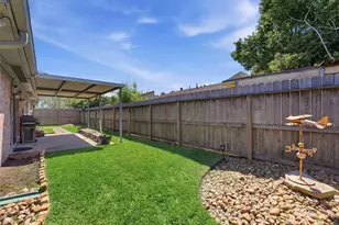 10622 Sagevale Ln, Houston, TX 77089 - Photo 17