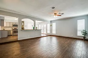 10061 Timberwood Dr, Houston, TX 77080 - Photo 5