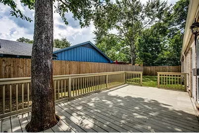 10061 Timberwood Drive, Houston, TX 77080 - Photo 13