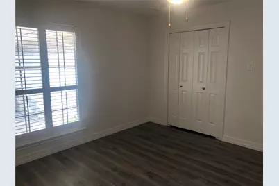 135 Lakeside Drive, Conroe, TX 77356 - Photo 13