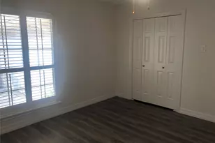 135 Lakeside Dr, Conroe, TX 77356 - Photo 13