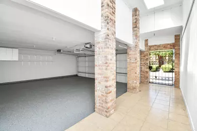 409 E Fair Harbor Lane, Houston, TX 77079 - Photo 23