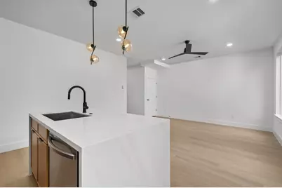 7208 Weyburn Street #A, Houston, TX 77028 - Photo 11