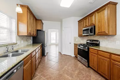 8518 Sports Haven Drive, Humble, TX 77346 - Photo 9