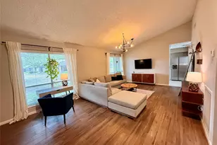 2301 Broadlawn Dr, Houston, TX 77058 - Photo 3