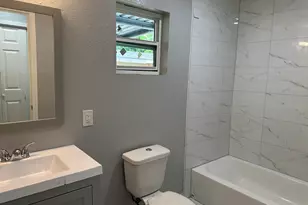 10622 Norton Dr, Houston, TX 77043 - Photo 11
