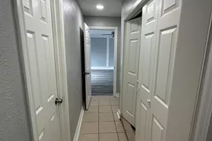 10622 Norton Dr, Houston, TX 77043 - Photo 13