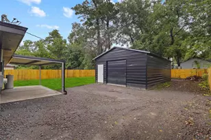170 Maple St, Vidor, TX 77662 - Photo 21
