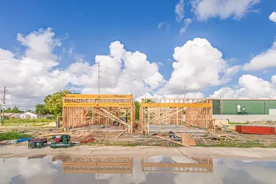 9111 Highland Northern Way Street, Houston, TX 77088 - Photo 9