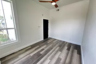 2001 29th St, Galveston, TX 77550 - Photo 11