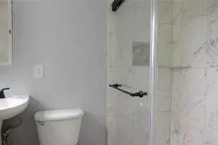 103 Cosmos St, Houston, TX 77009 - Photo 7