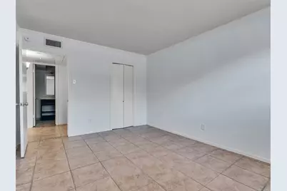 5230 Arboles Drive #4, Houston, TX 77035 - Photo 21