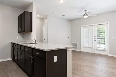 2551 N Guadalupe Street #3304, Seguin, TX 78155 - Photo 7