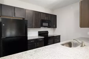 2551 N Guadalupe St, Seguin, TX 78155 - Photo 29