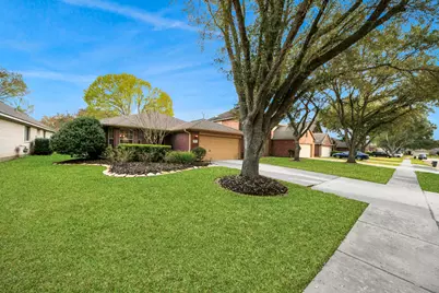 2626 Falling Forest Court, Richmond, TX 77406 - Photo 23