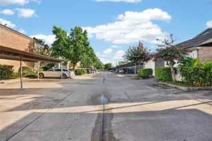 10051 Westpark Dr, Houston, TX 77042 - Photo 21
