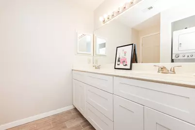 10051 Westpark Drive #207, Houston, TX 77042 - Photo 11