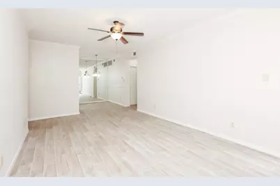 10051 Westpark Drive #207, Houston, TX 77042 - Photo 27