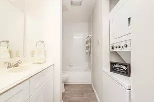 10051 Westpark Dr, Houston, TX 77042 - Photo 31
